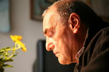 Il pittore senese Fabio Mazzieri dona un’opera alla Rugani Hospital:  quando l’arte nasce dai luoghi di cura 